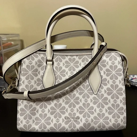 Spade flower coated online canvas casey medium satchel